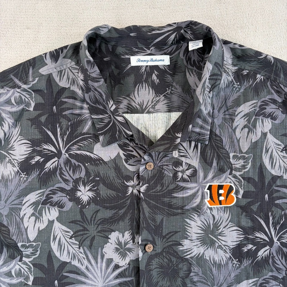 Tommy Bahama Cincinnati Bengals Fuego Floral Men 3XL Loop Collar Hawaiian NWOT